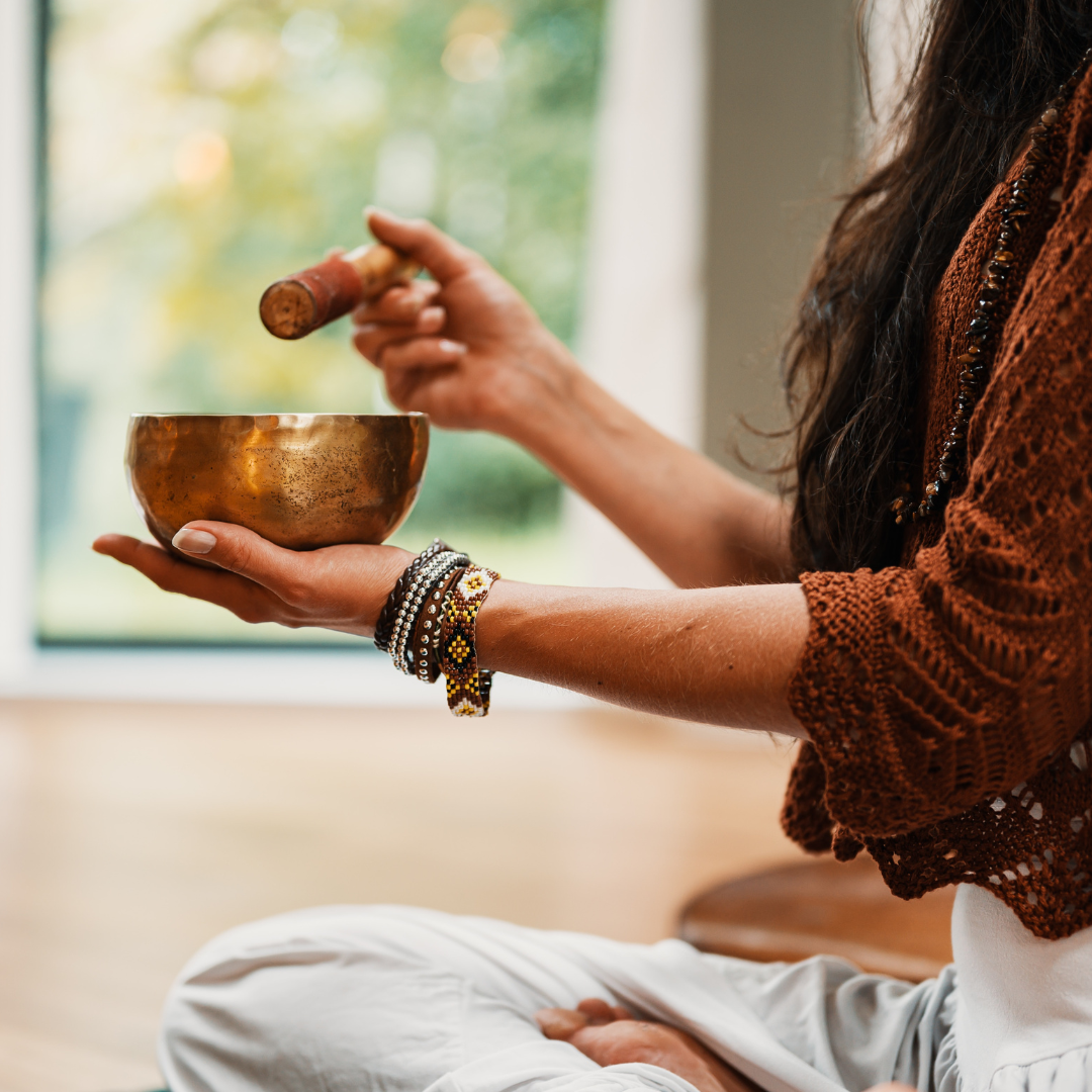 Singing Bowl Guide: Part 2 - 11 Techniques and Elements of Playing