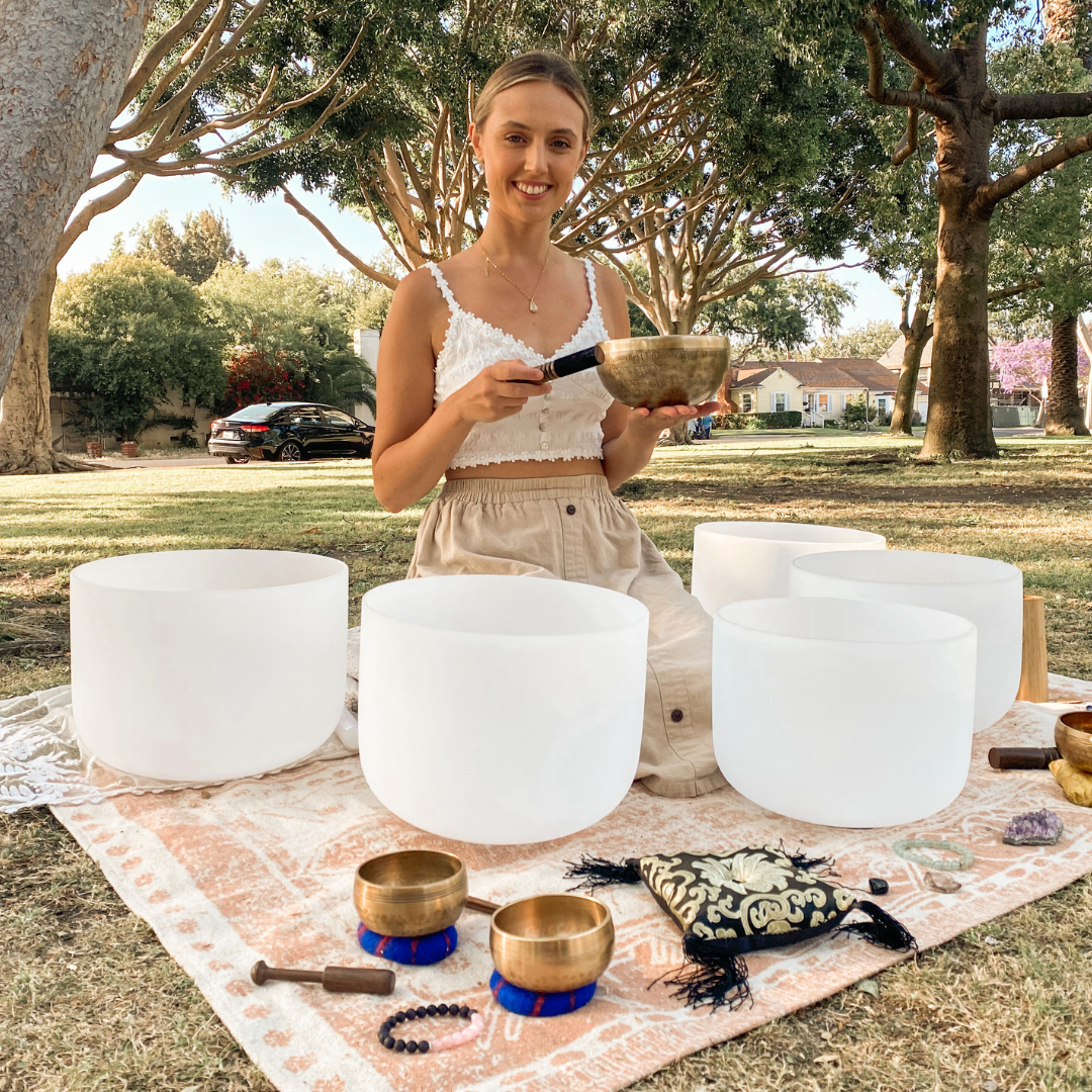 Metal vs. Crystal Singing Bowls