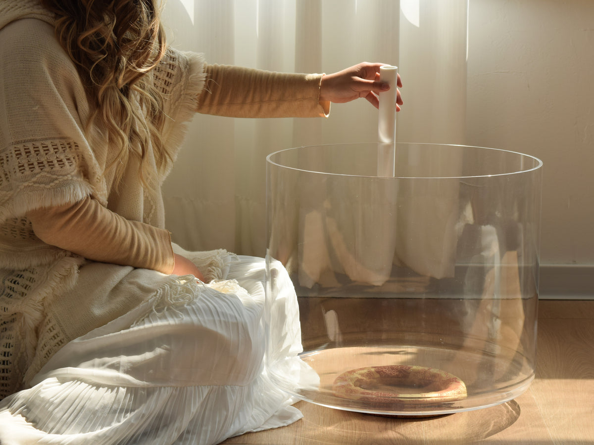 Titan 18 Inch Unground Crystal Bowl: G2 Second Octave 432 (-44 cents)