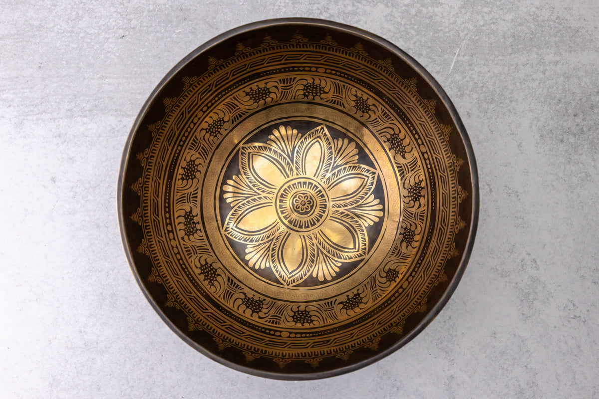 9.5' D Tone 3rd Octave Bronze 0803