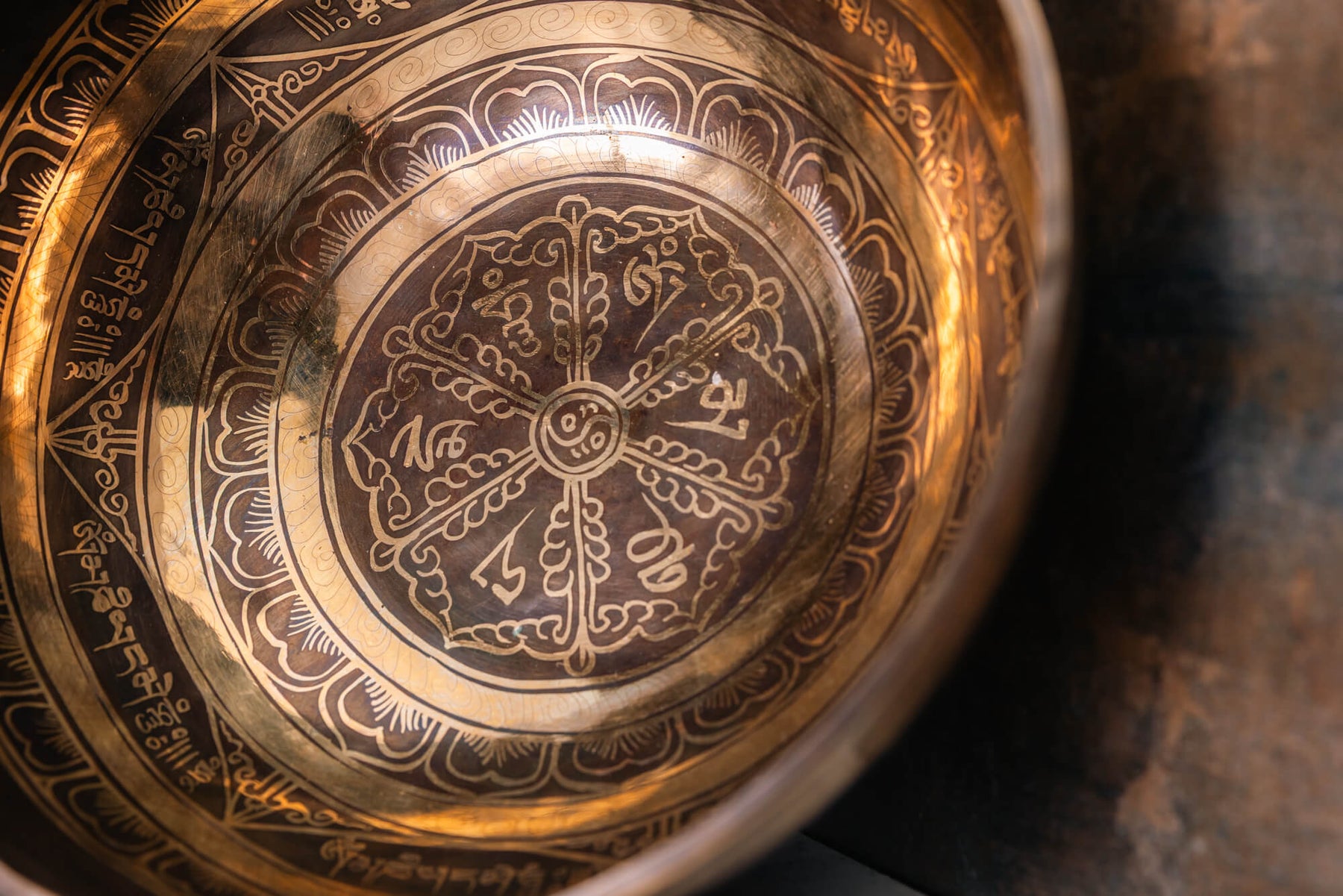 10' D Tone 3rd Octave Bronze 0939