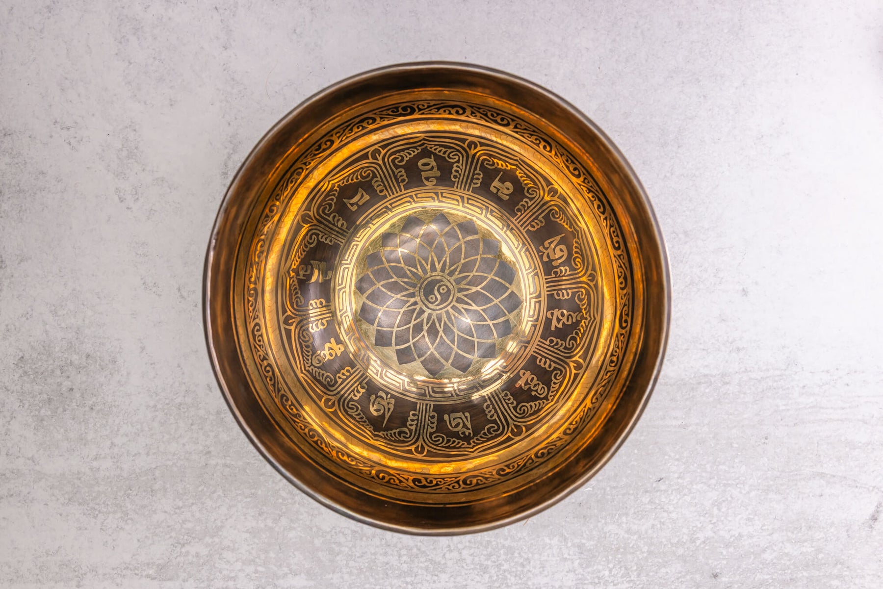 9.25' D Tone 3rd Octave Bronze 0998