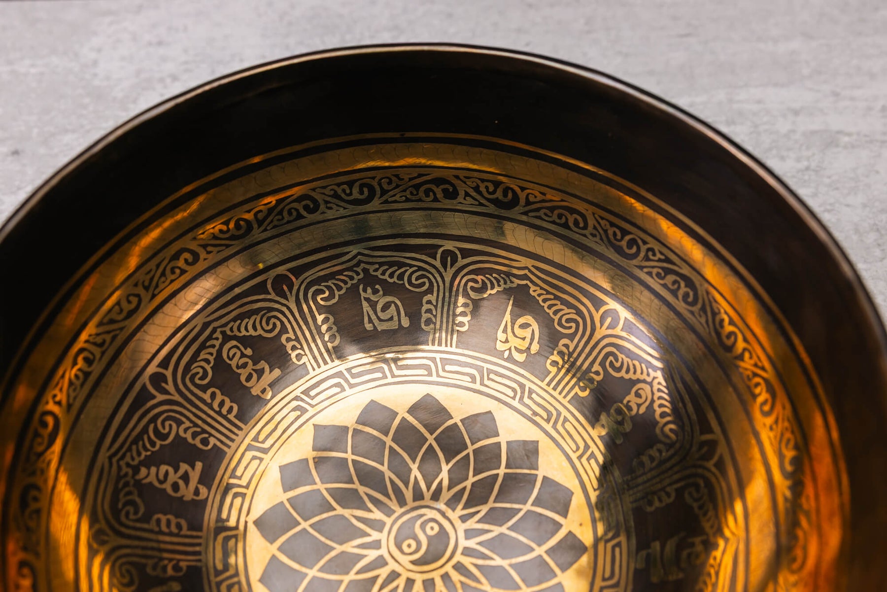 9.25' D Tone 3rd Octave Bronze 0998