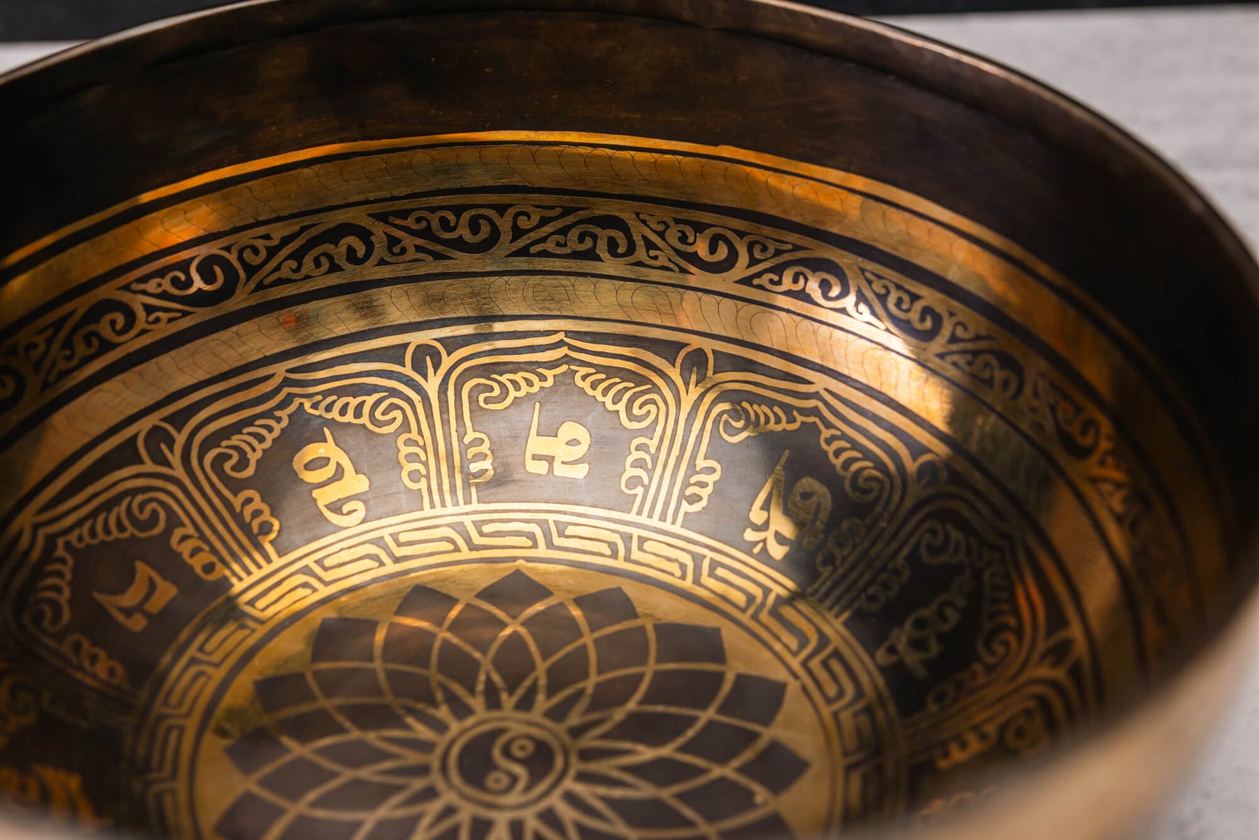 9.25' D Tone 3rd Octave Bronze 0998