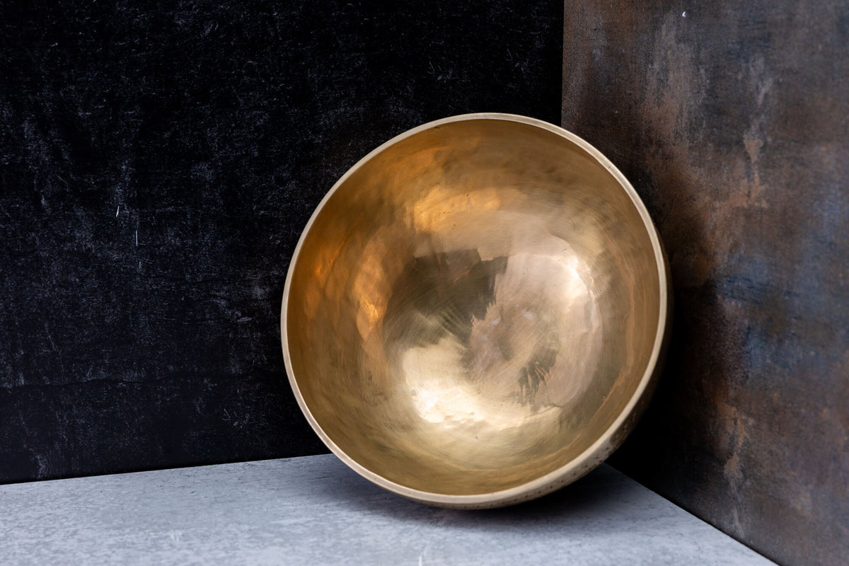 8.5' E Tone 3rd Octave Bronze 0857