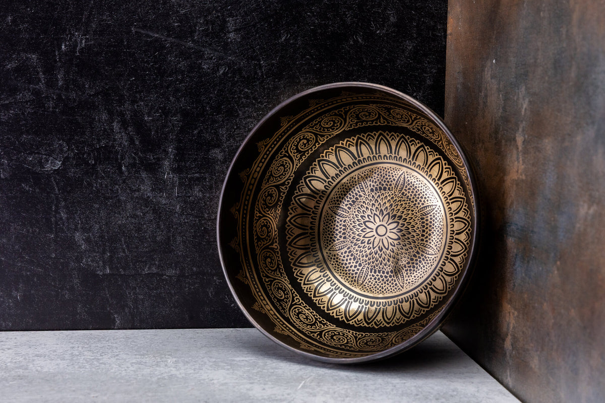 9.5' D Tone 3rd Octave Bronze 0769