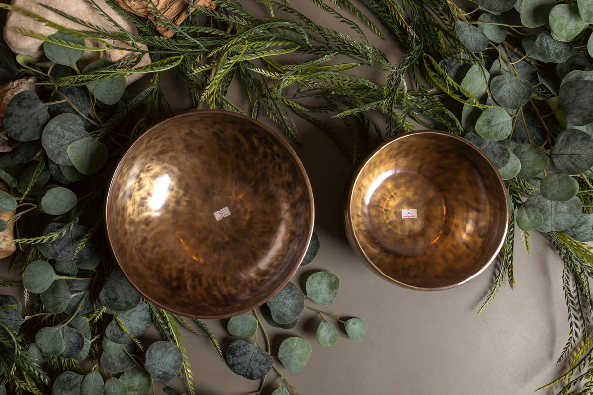 3rd Octave D3 A3 Perfect Fifth Legacy Collection Bronze Makers Mark Singing Bowls