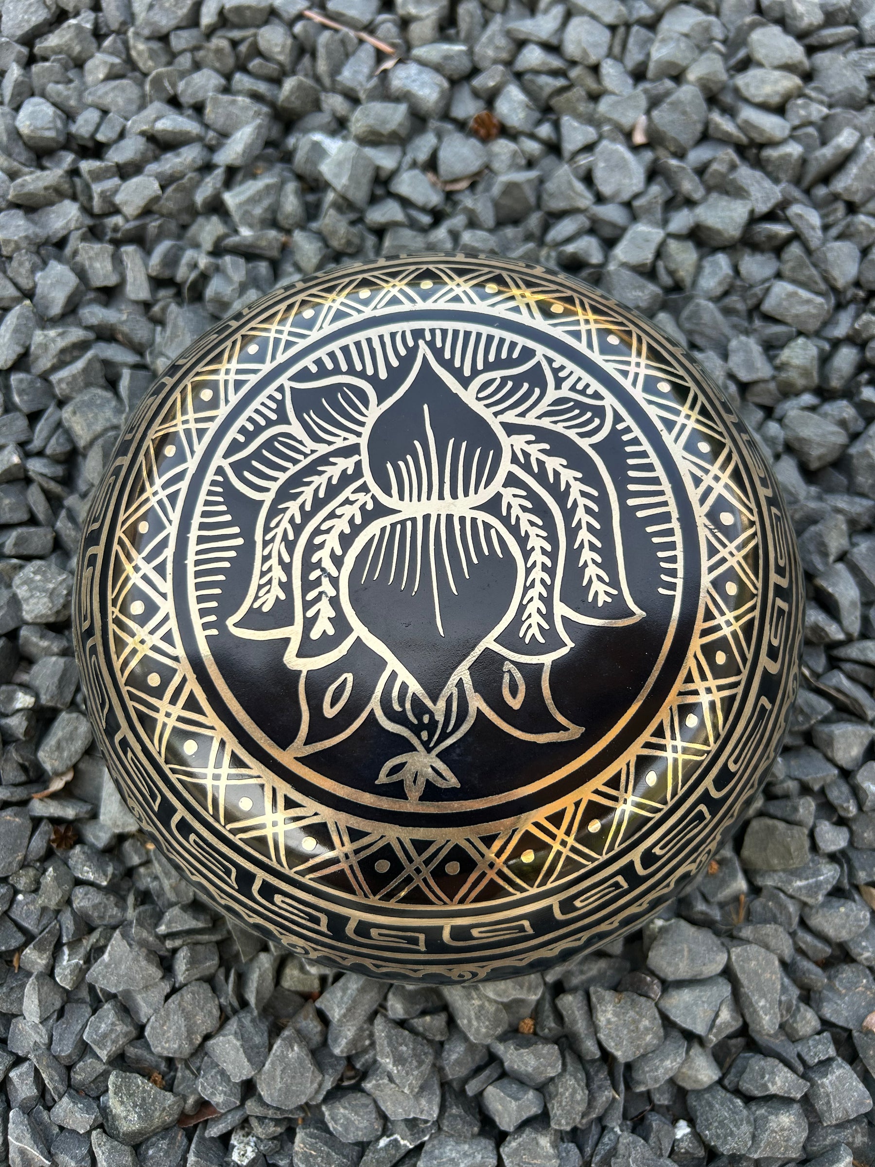 The Soulflower Bowl: 8.75 inch | Etched Bowl