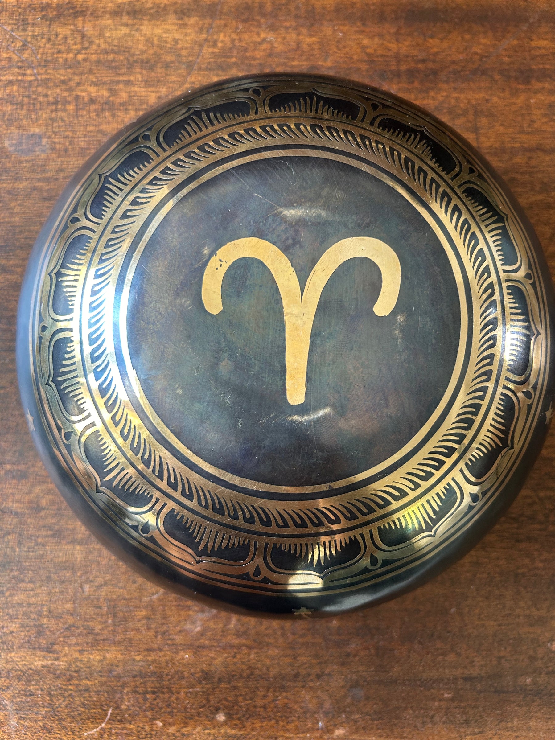 The Aries Singing Bowl: 9 inch Large | Handmade In Nepal