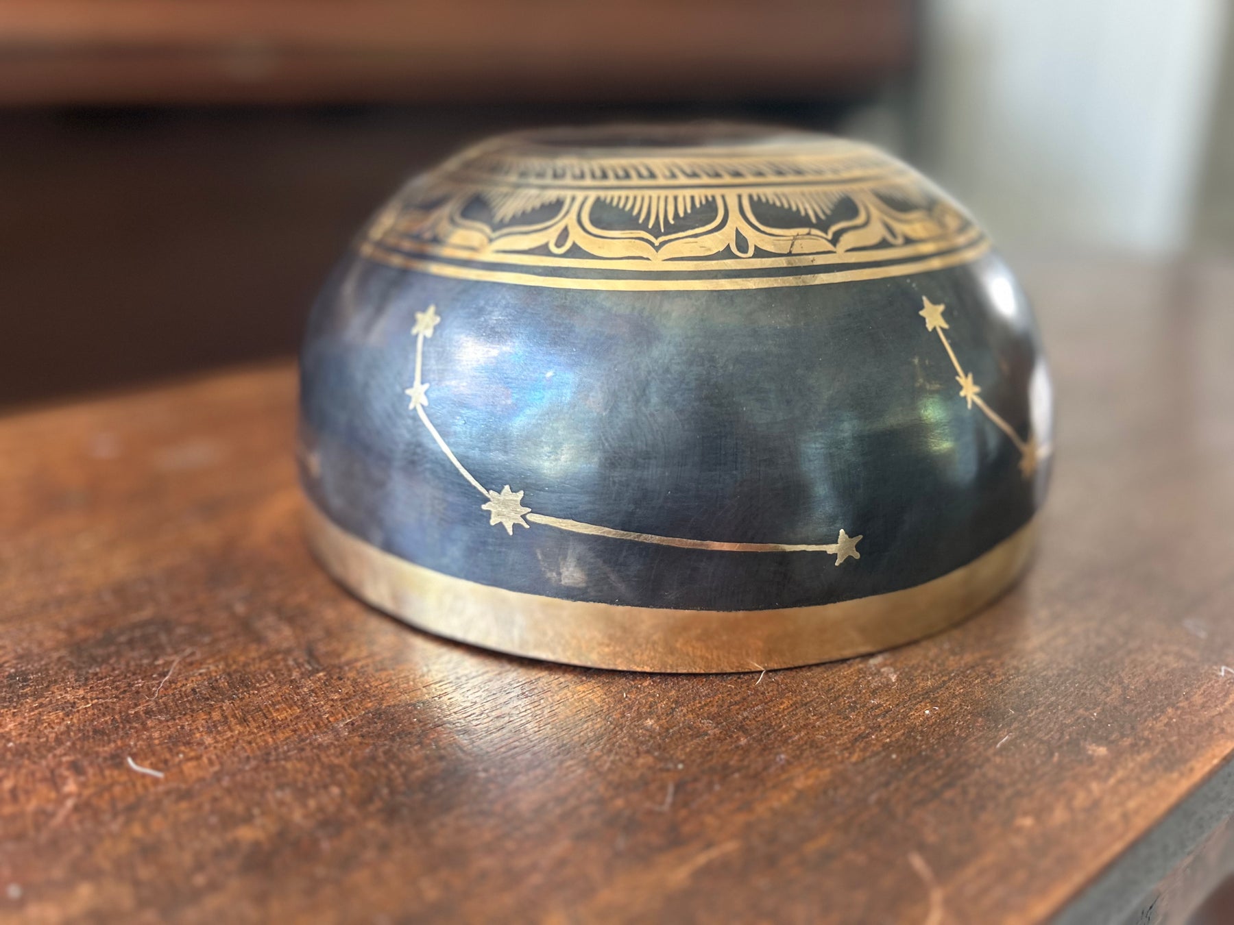 The Aries Singing Bowl: 9 inch Large | Handmade In Nepal