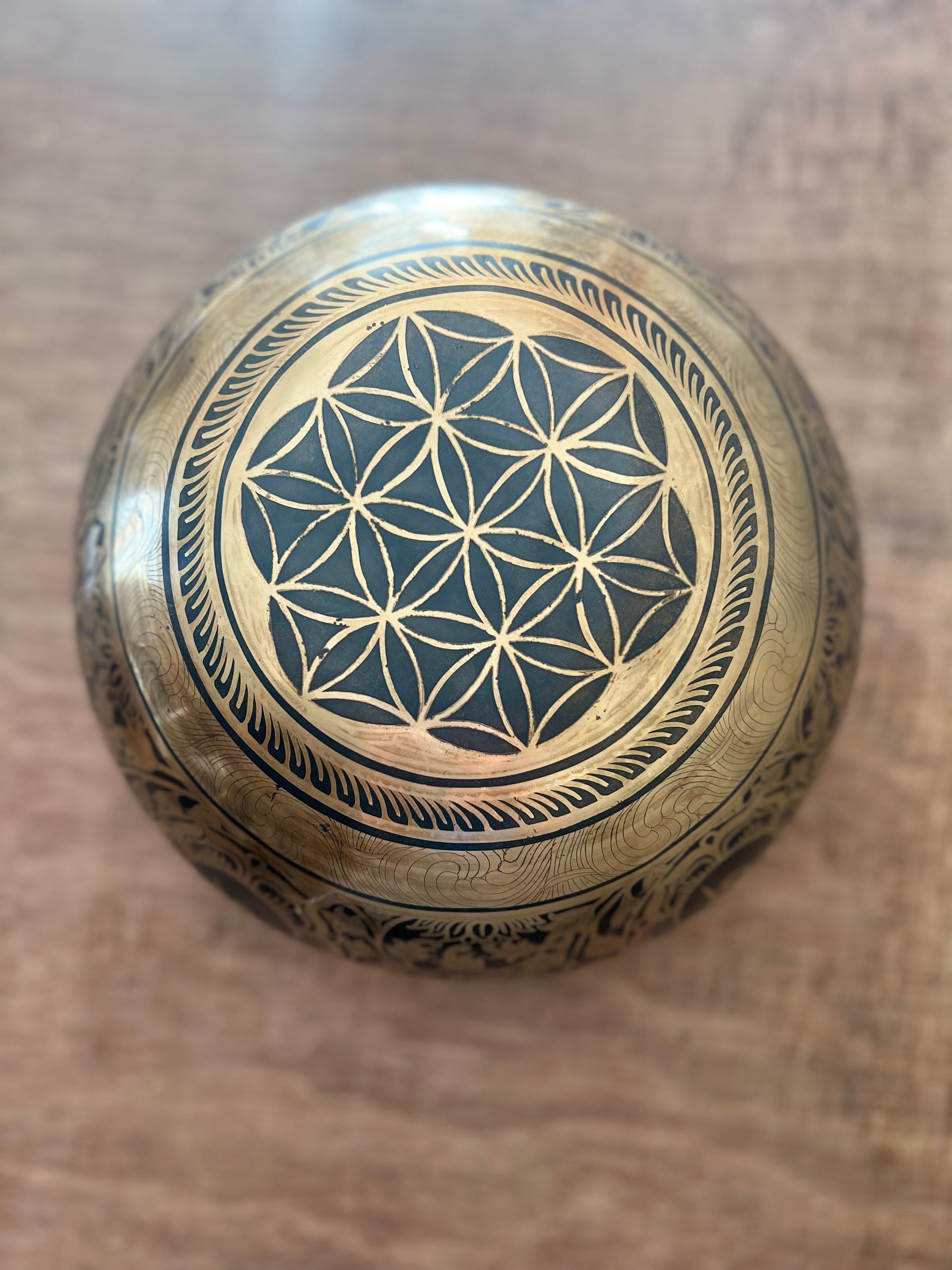 9.25" D Tone 3rd Octave Deep Carved Bronze 0297