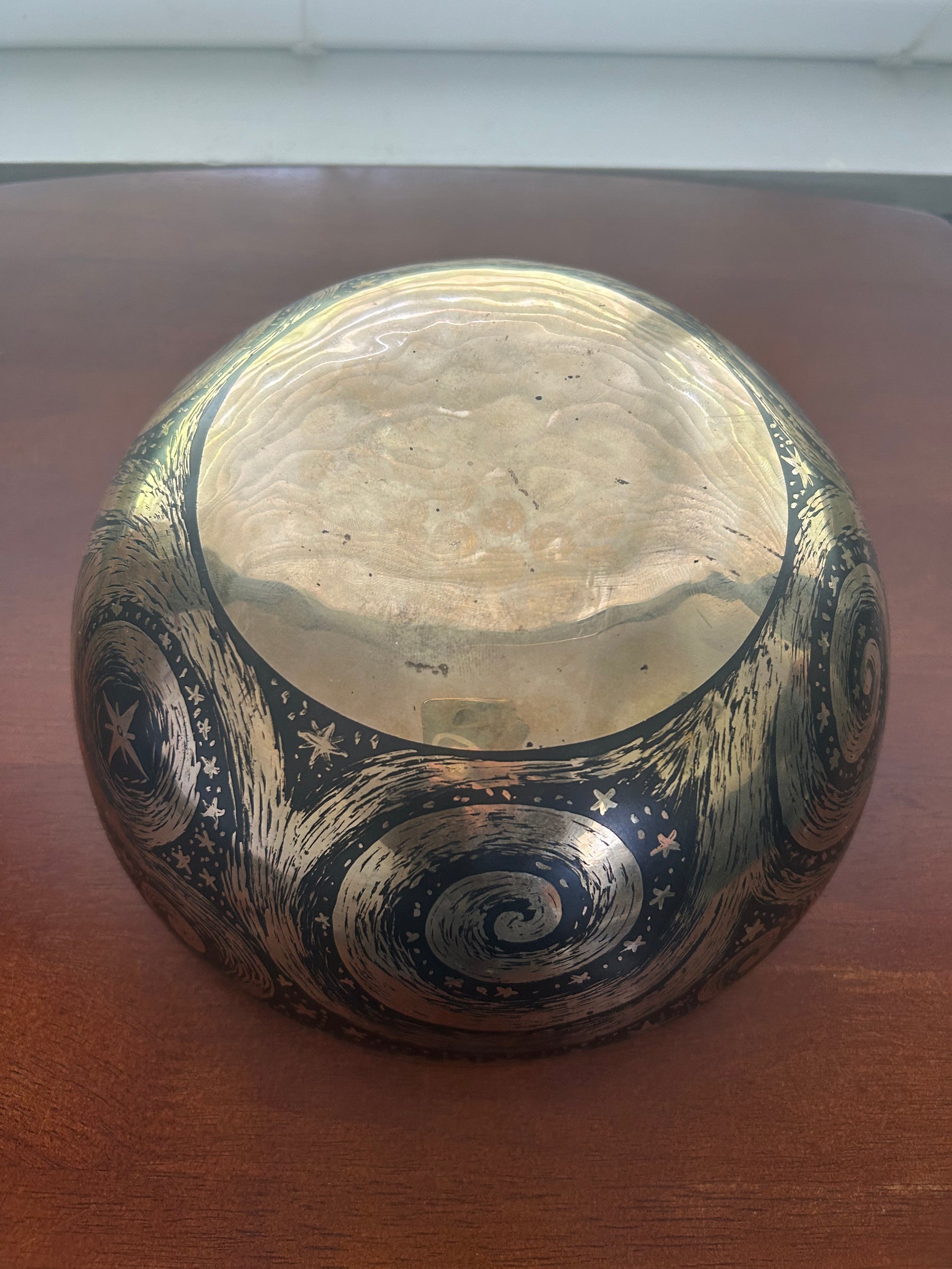 The Stillpoint Singing Bowl: 9 Inch Bell Bronze Singing Bowl