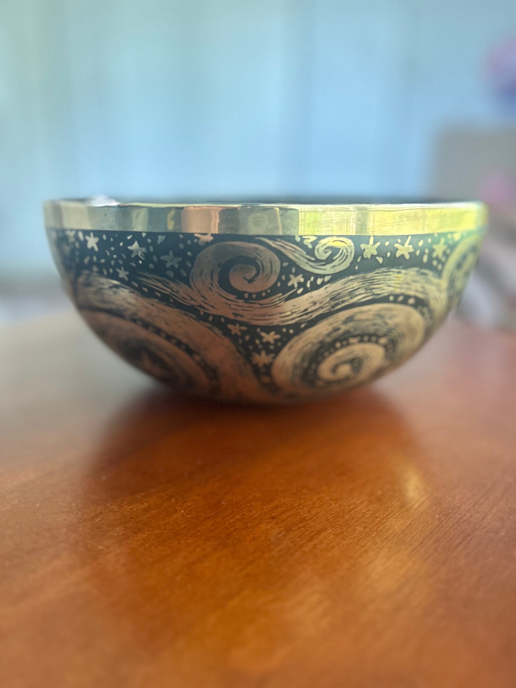 The Stillpoint Singing Bowl: 9 Inch Bell Bronze Singing Bowl