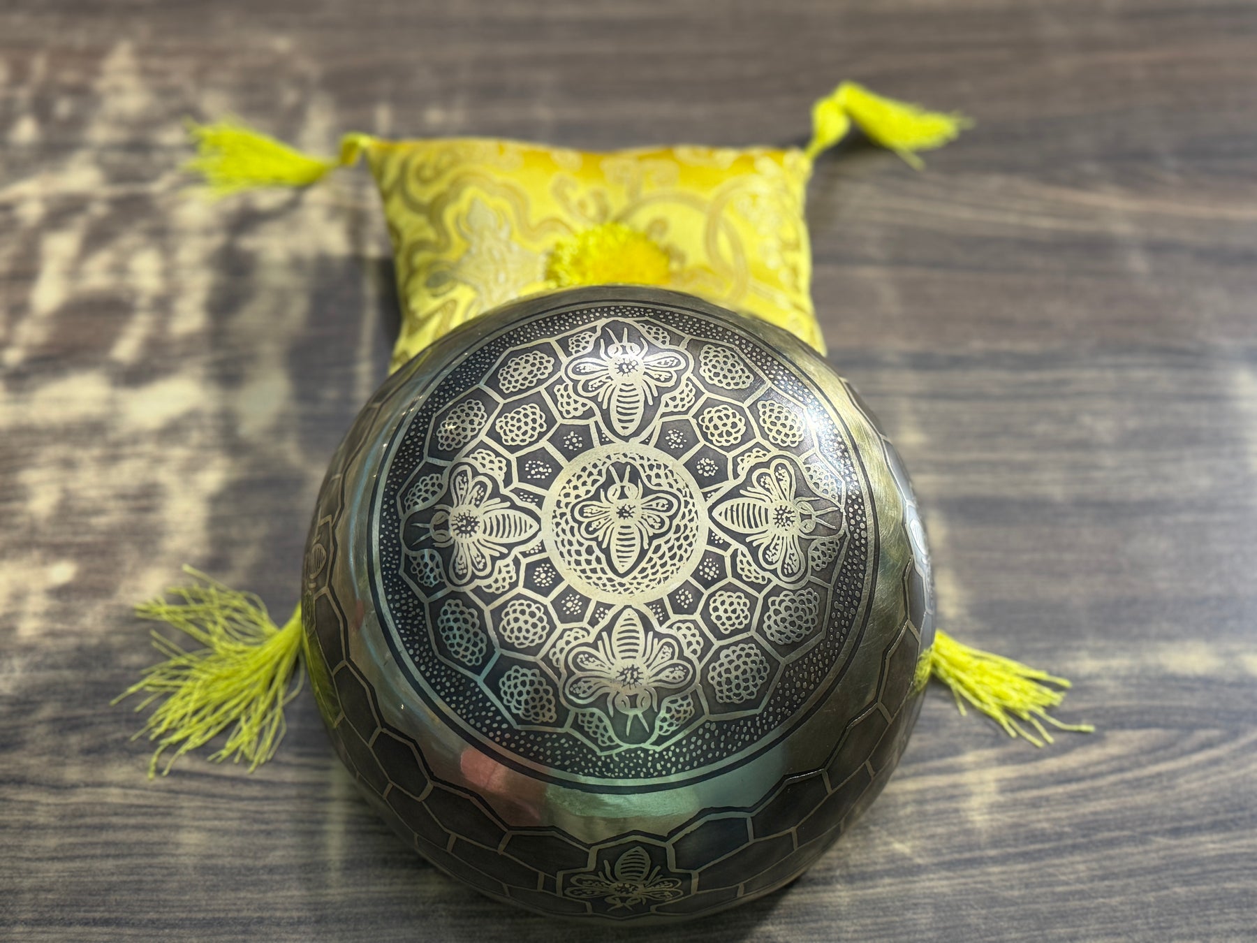 The Bee Bowl: 10 Inch Diameter Bell Bronze Handmade Singing Bowl