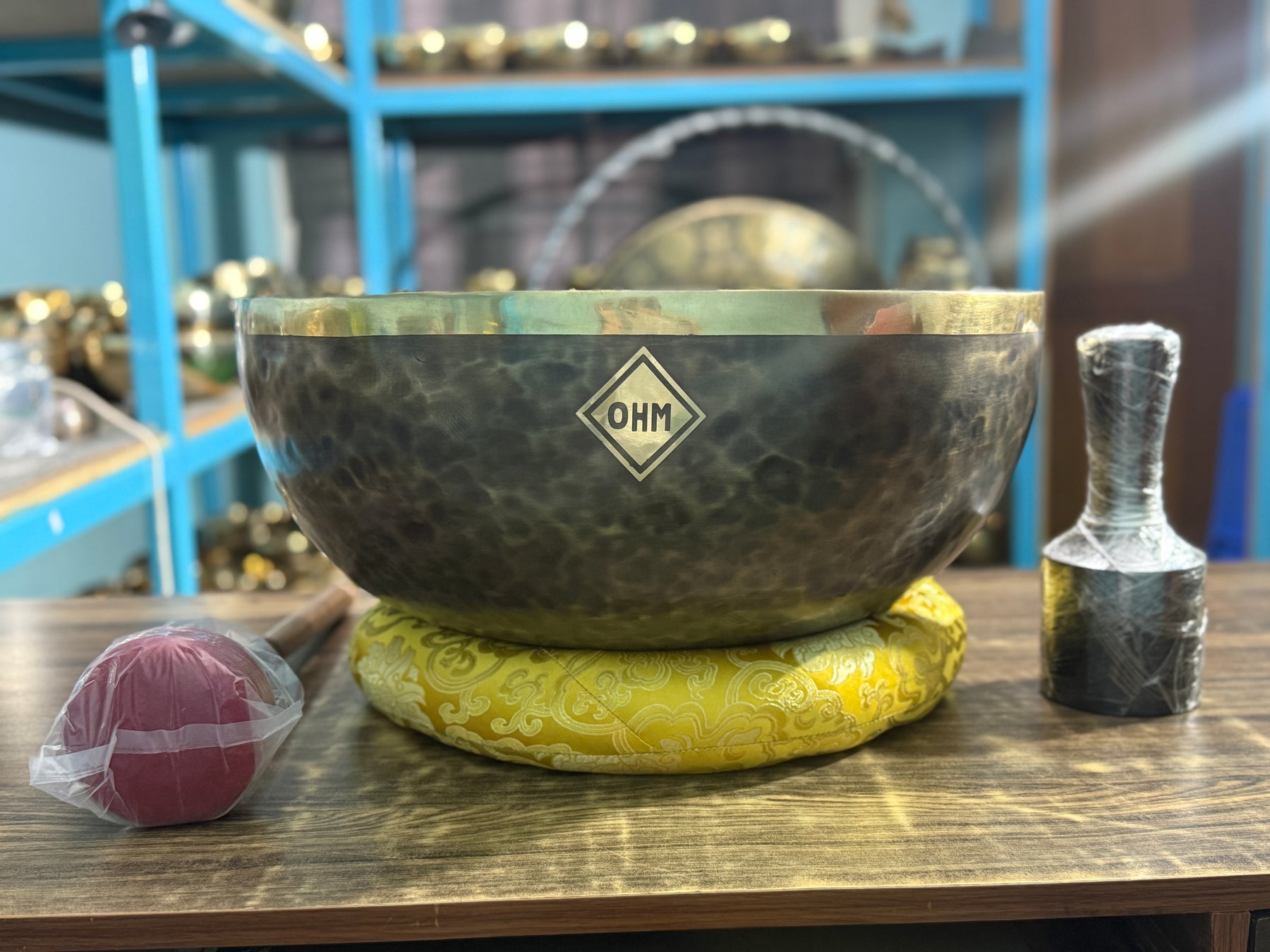 20 Inch Makers Mark Foot Bowl: Stand Inside Your Singing Bowl