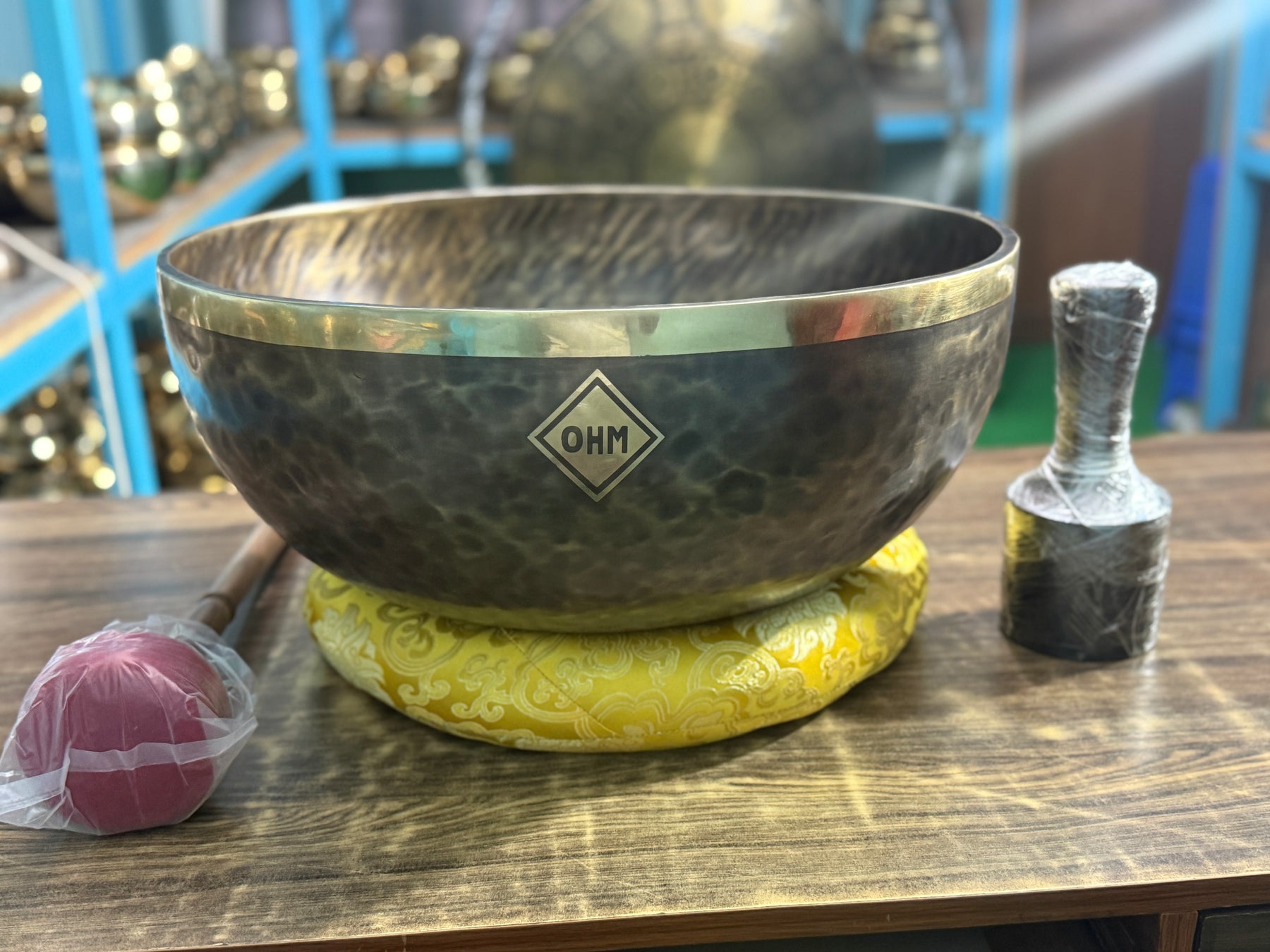 20 Inch Makers Mark Foot Bowl: Stand Inside Your Singing Bowl