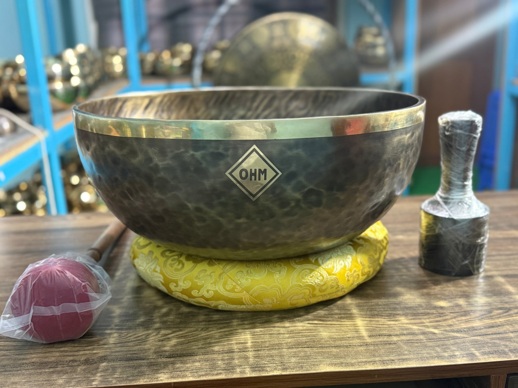 20 Inch Makers Mark Foot Bowl: Stand Inside Your Singing Bowl