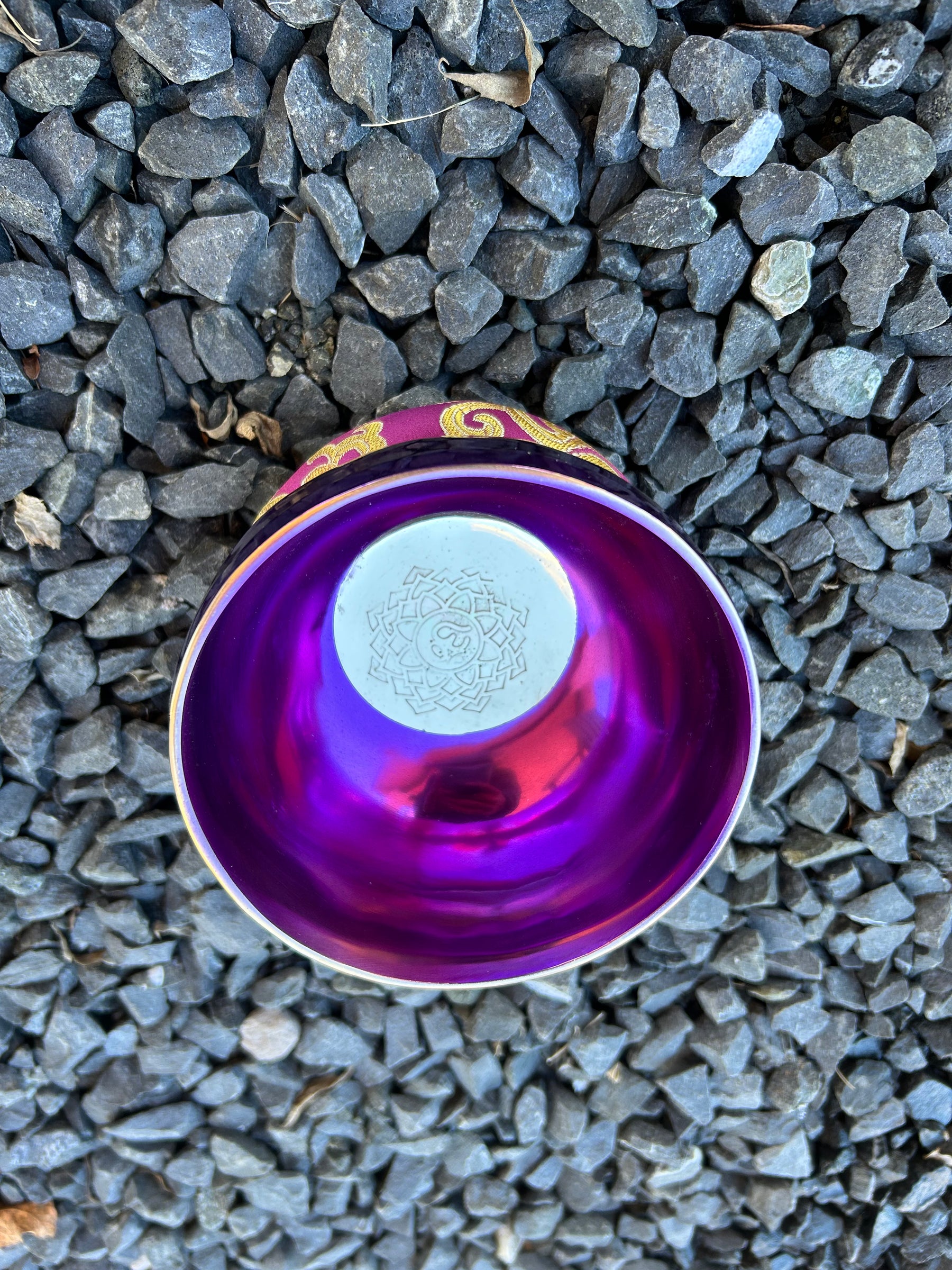 4.65 Inch 4th Octave B-Note Crown Chakra Bowl