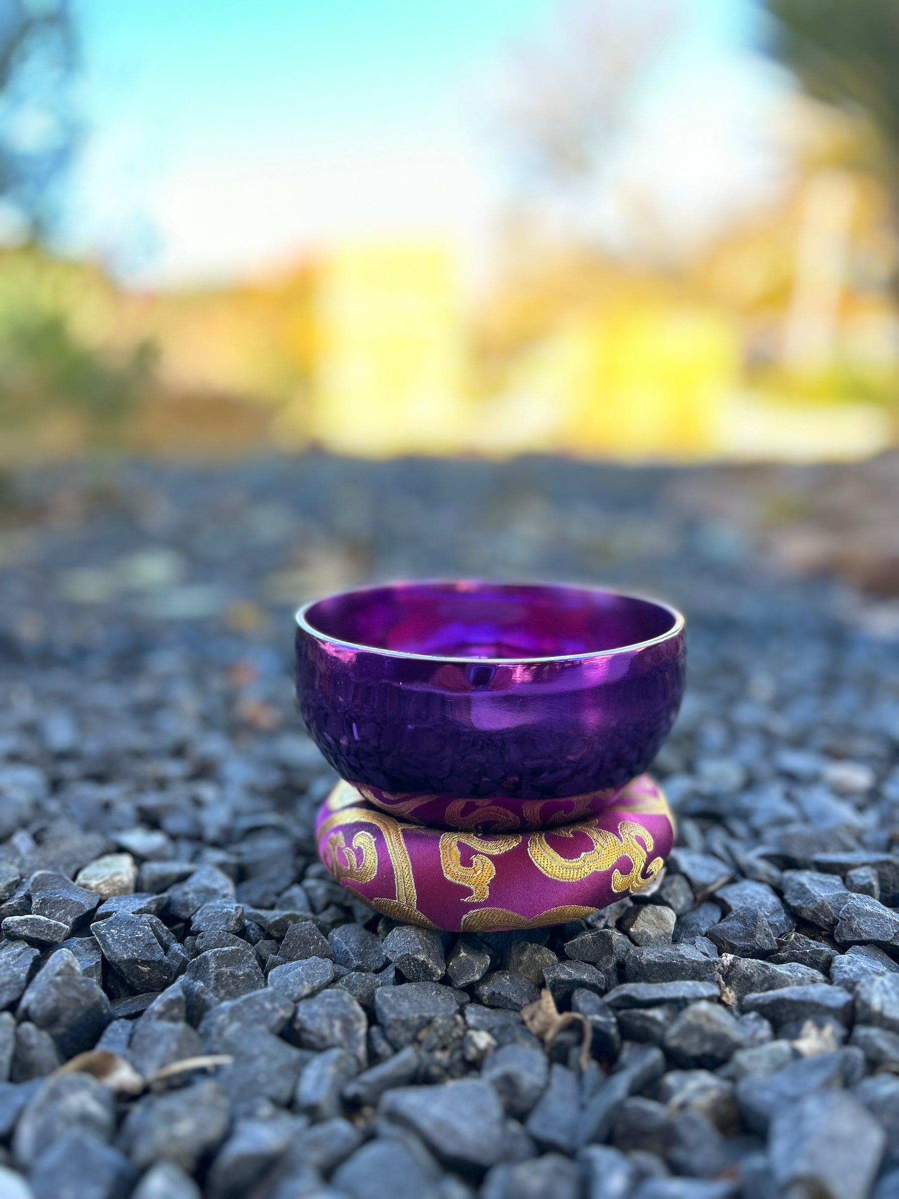 4.65 Inch 4th Octave B-Note Crown Chakra Bowl