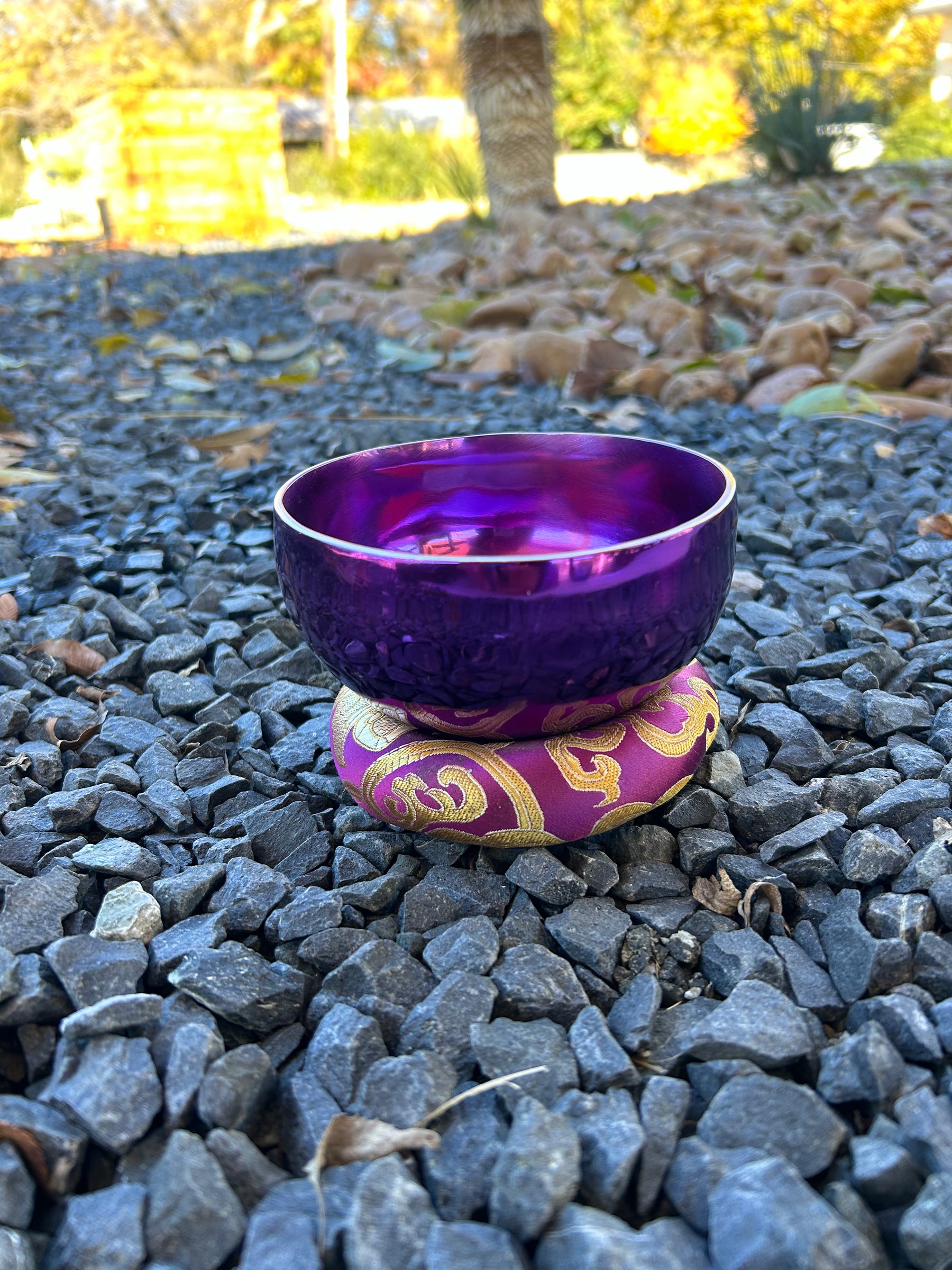4.65 Inch 4th Octave B-Note Crown Chakra Bowl