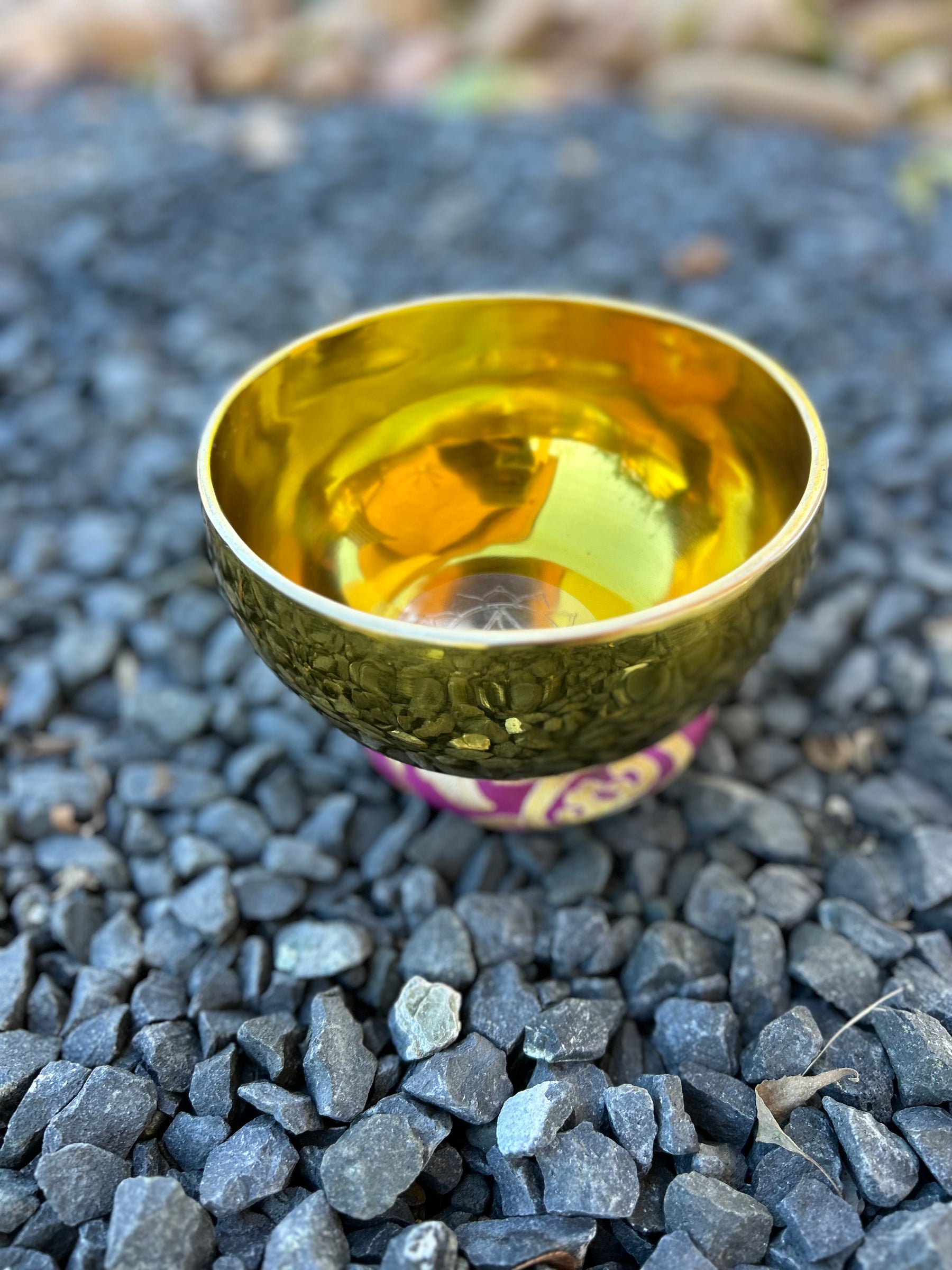 5.75 Inch 4th Octave E-Note Solar Plexus Chakra Bowl