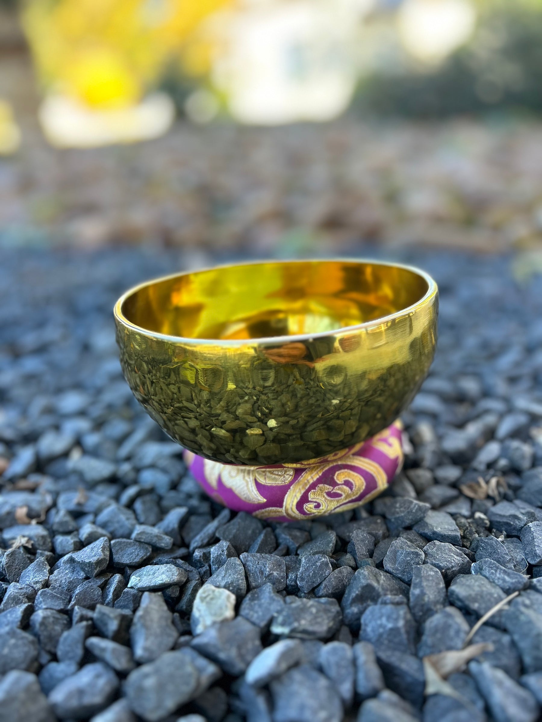 5.75 Inch 4th Octave E-Note Solar Plexus Chakra Bowl