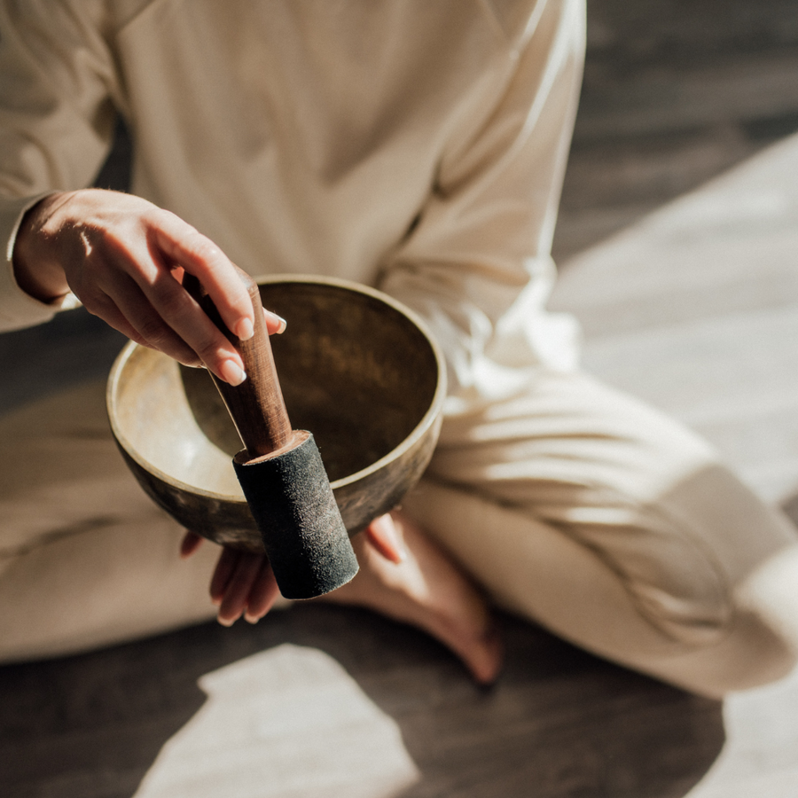 How To Use Singing Bowls When Meditating Alone?