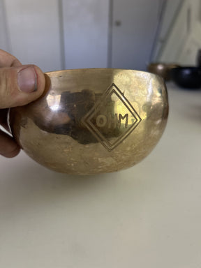 5.25 Inch Bronze A Flat 4 One Of A Kind Singing Bowl CUSTOM-0010