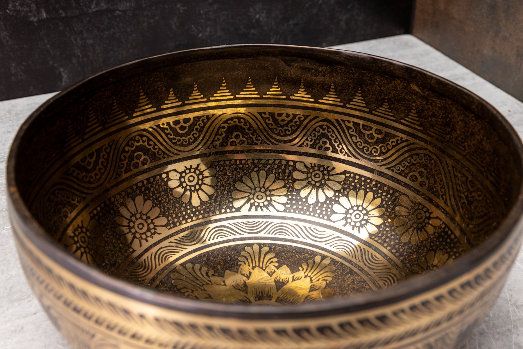 8.75' E Tone 3rd Octave Bronze 0802