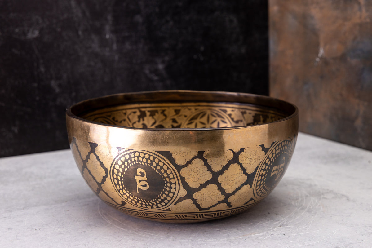 8.75' D Tone 3rd Octave Bronze 0828