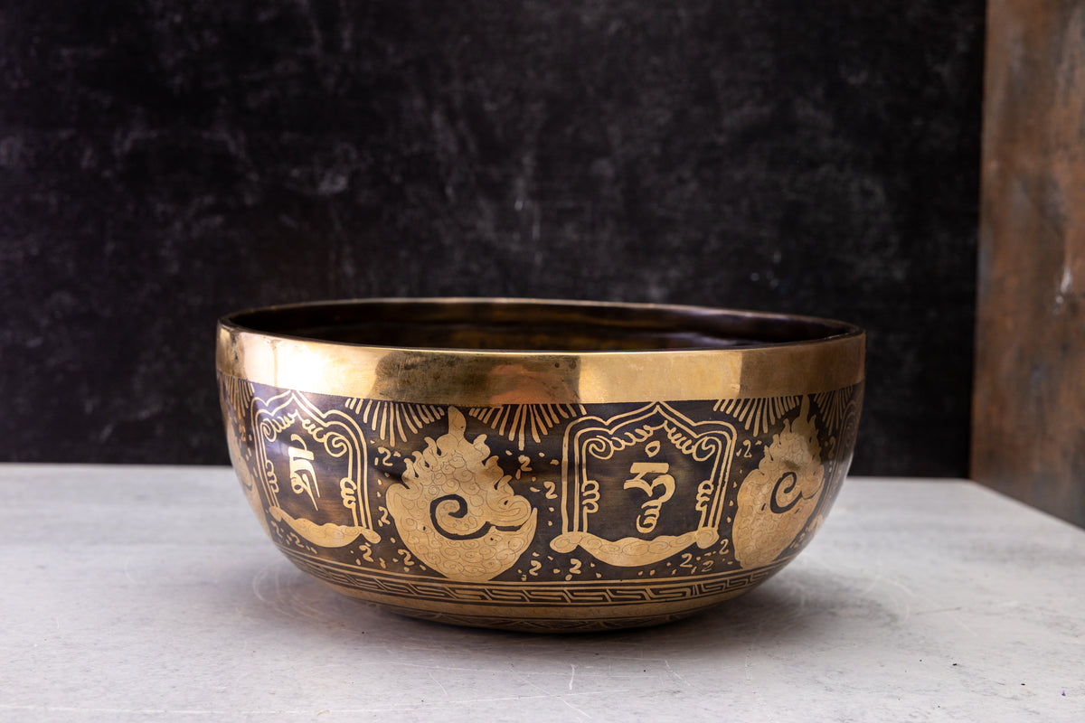 9' D Tone 3rd Octave Bronze 0940