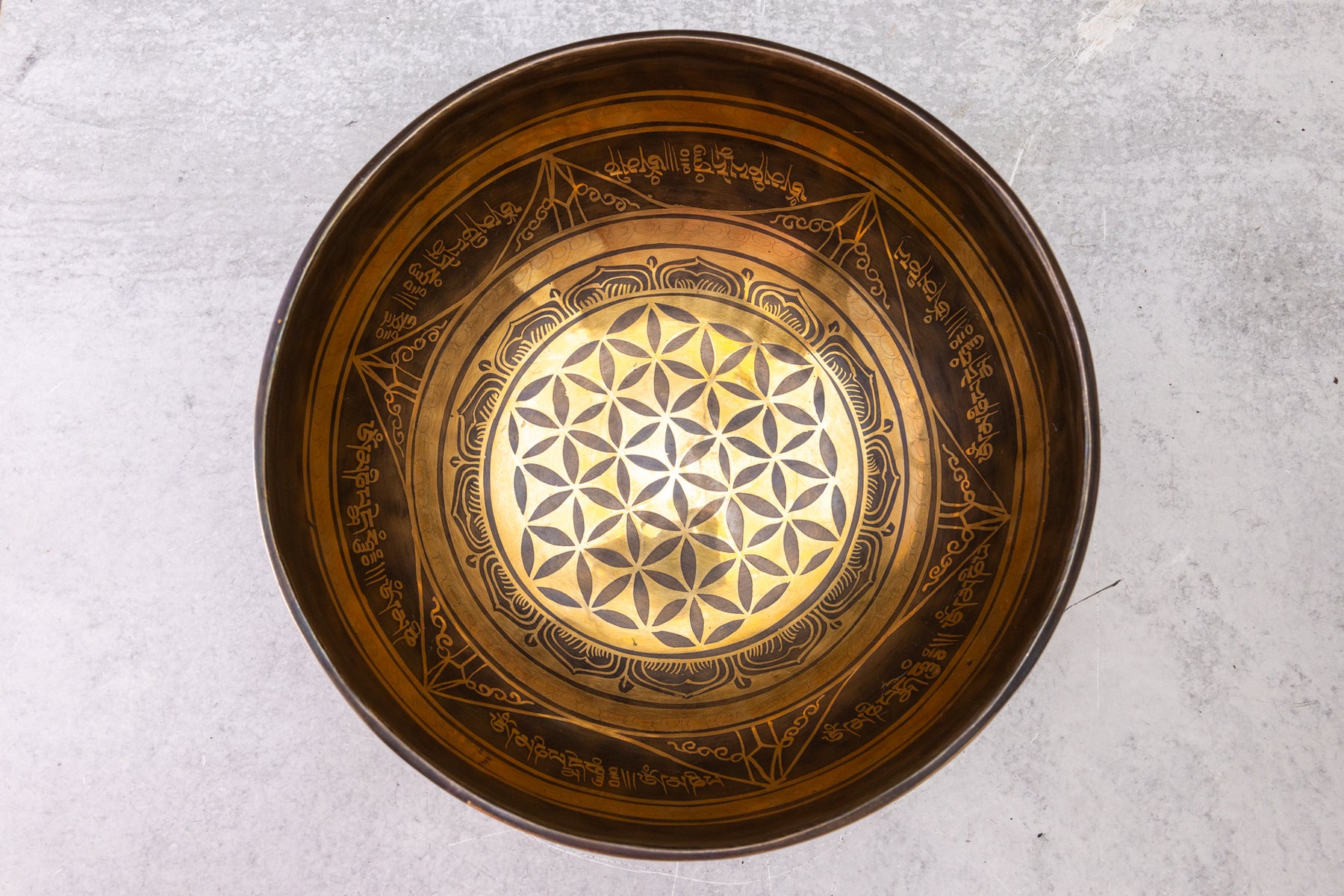 9' D Tone 3rd Octave Bronze 0940