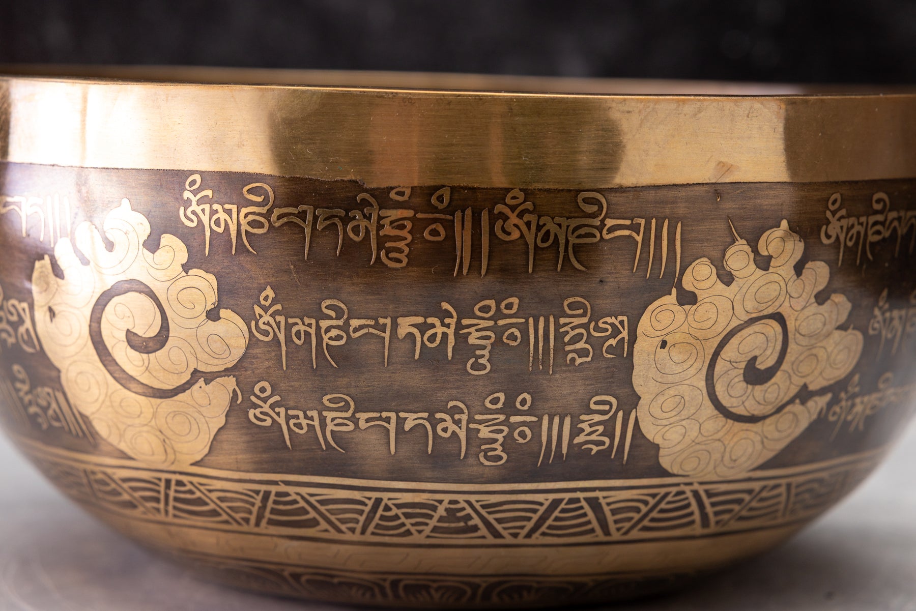 9' D Tone 3rd Octave Bronze 1015