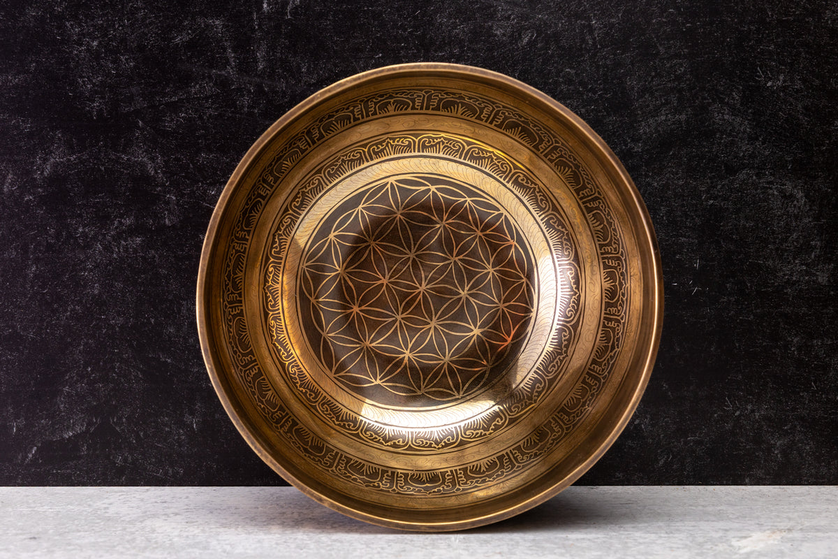 9' D Tone 3rd Octave Bronze 1015