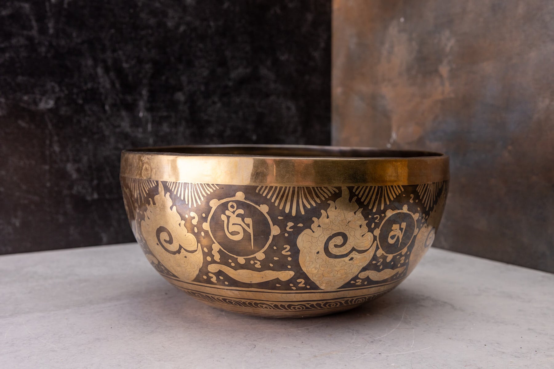 9.5' C Tone 3rd Octave Bronze 0936