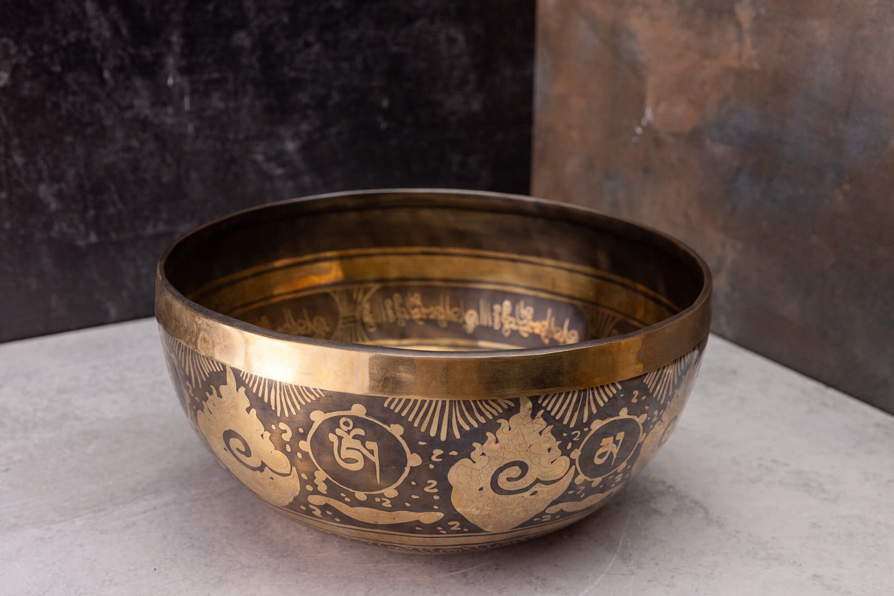 9.5' C Tone 3rd Octave Bronze 0936