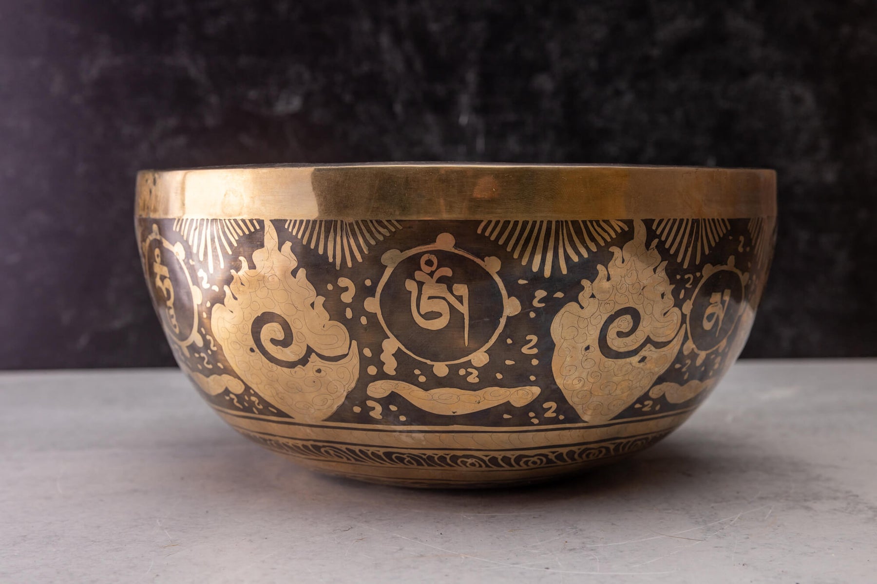 9.5' C Tone 3rd Octave Bronze 0936