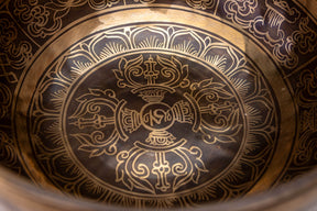 9.5' D Tone 3rd Octave Bronze 0953