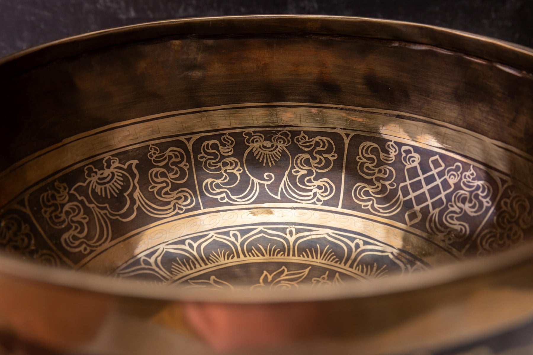 9.5' D Tone 3rd Octave Bronze 0953