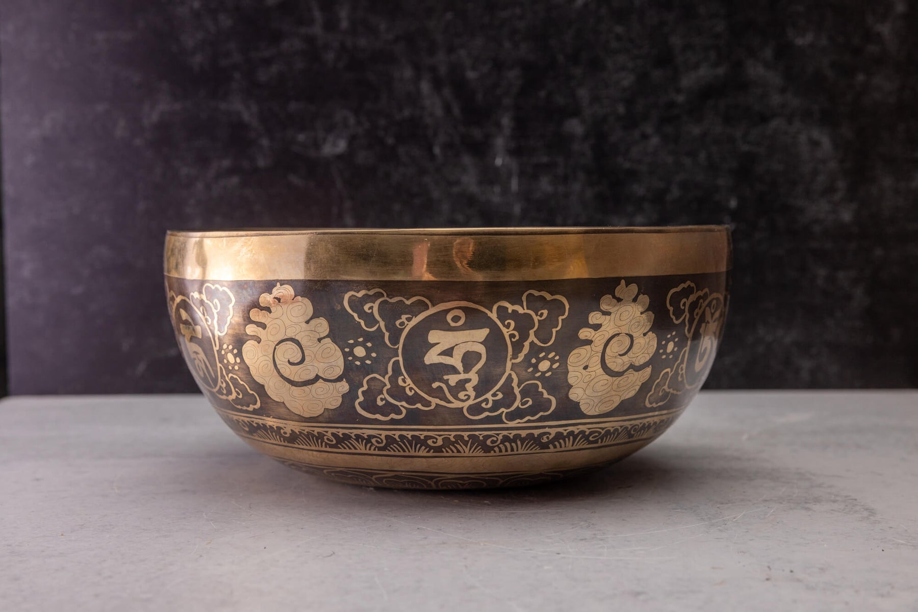 9.5' D Tone 3rd Octave Bronze 0953