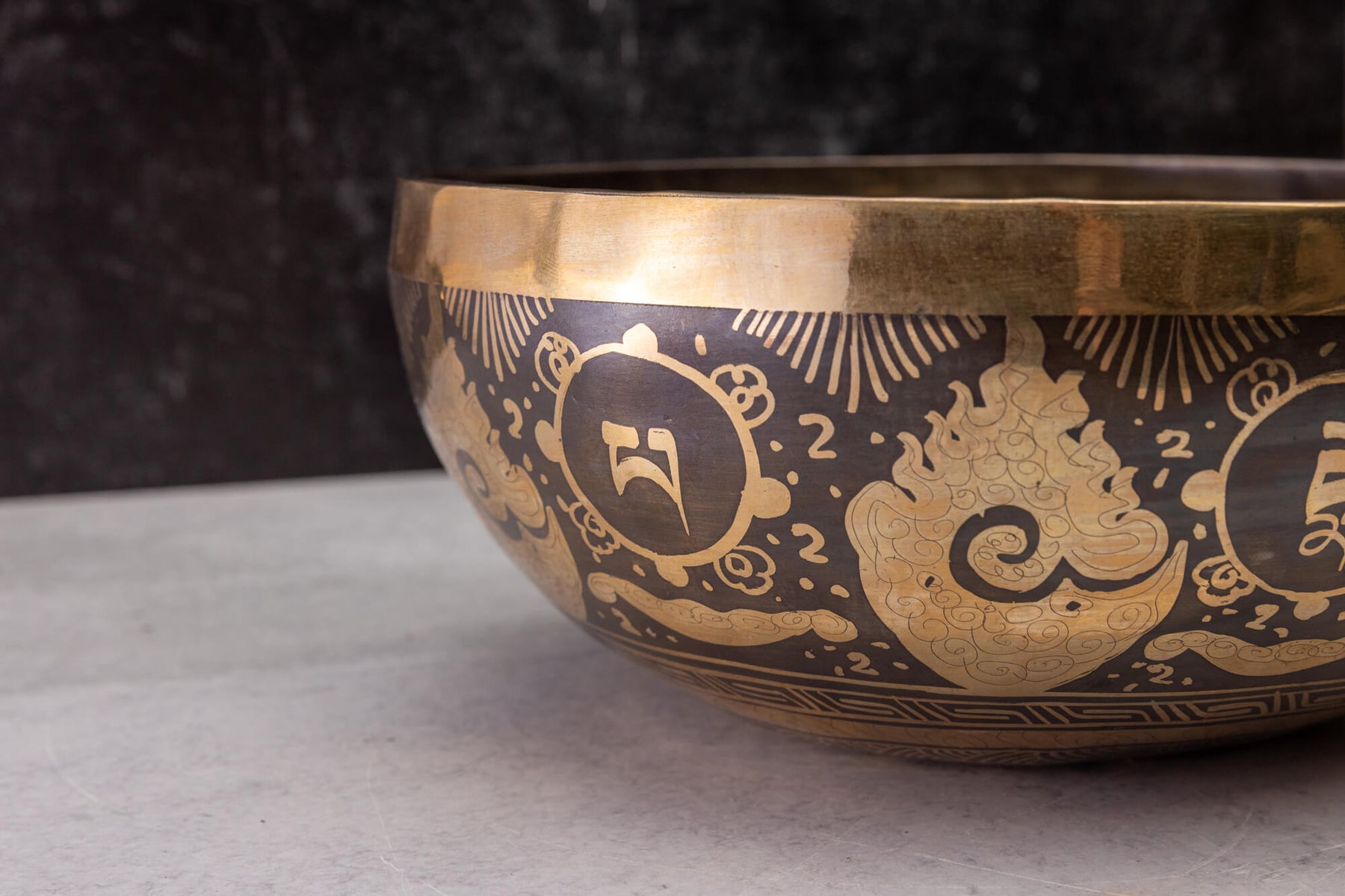 9.25' D Tone 3rd Octave Bronze 01000