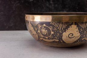 9.25' D Tone 3rd Octave Bronze 01000