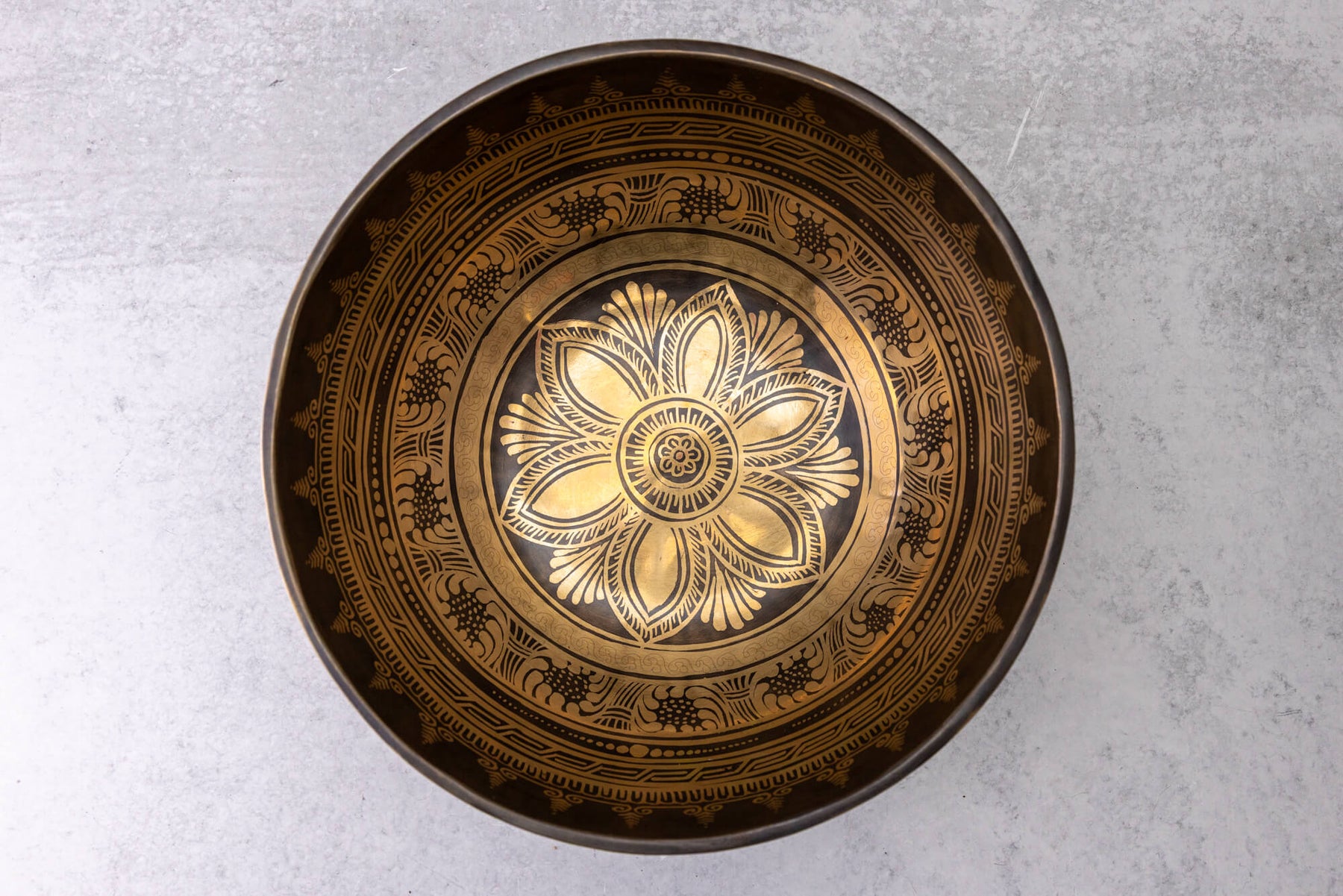 9.5' D Tone 3rd Octave Bronze 0803