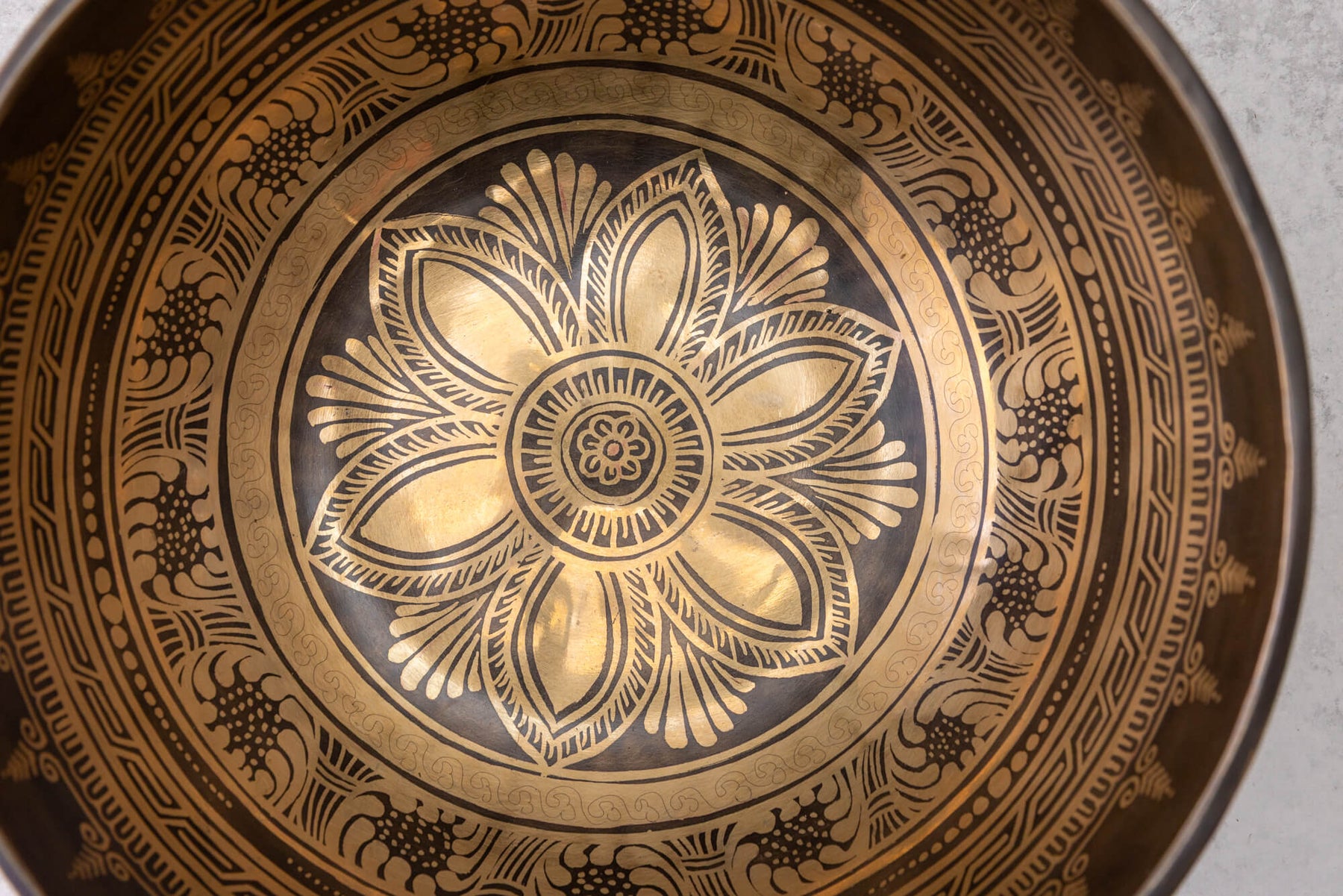 9.5' D Tone 3rd Octave Bronze 0803