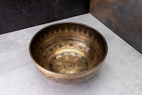 9.5' D Tone 3rd Octave Bronze 0803