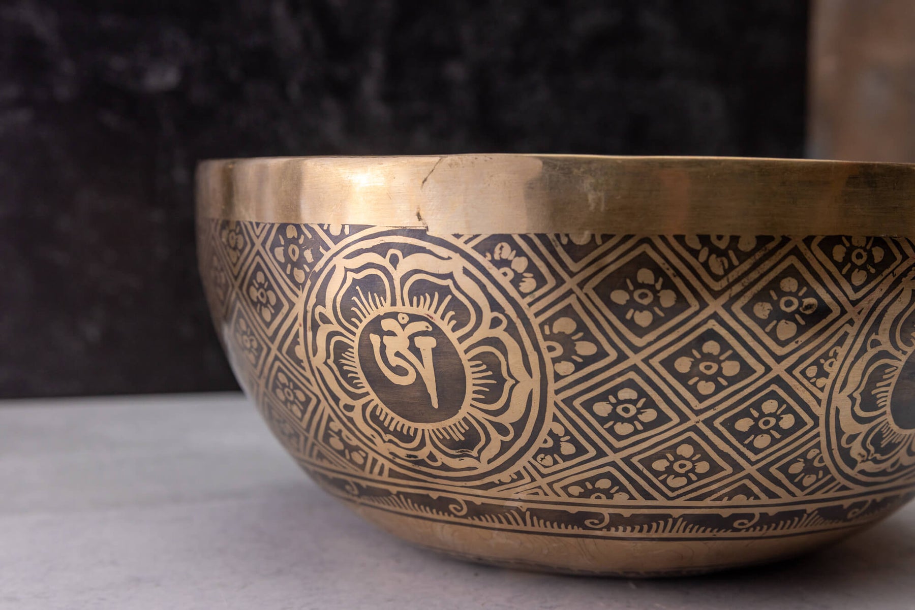 9.5' D Tone 3rd Octave Bronze 0803