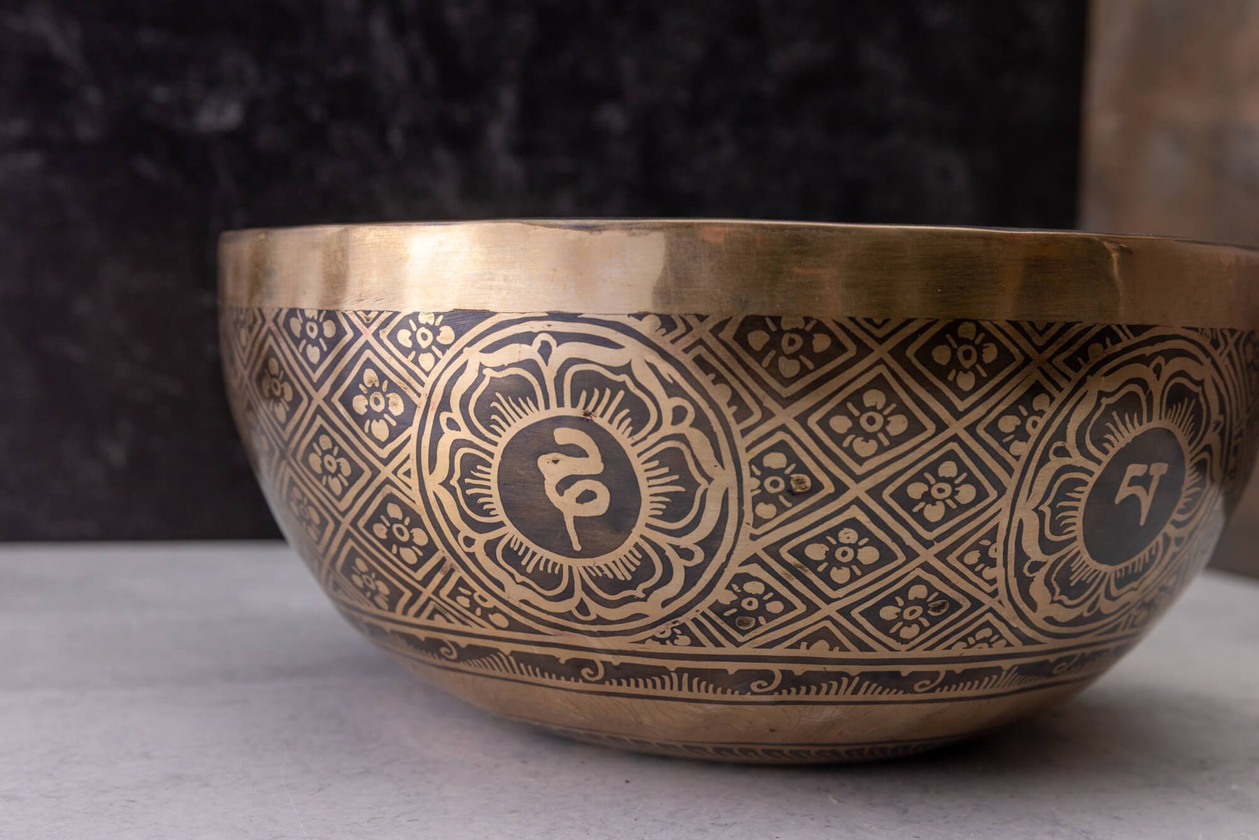 9.5' D Tone 3rd Octave Bronze 0803