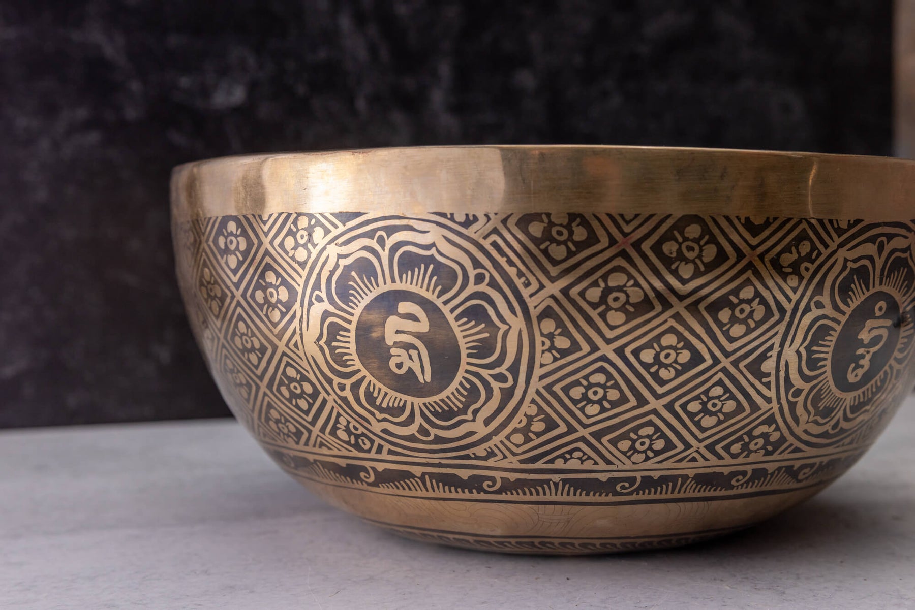 9.5' D Tone 3rd Octave Bronze 0803