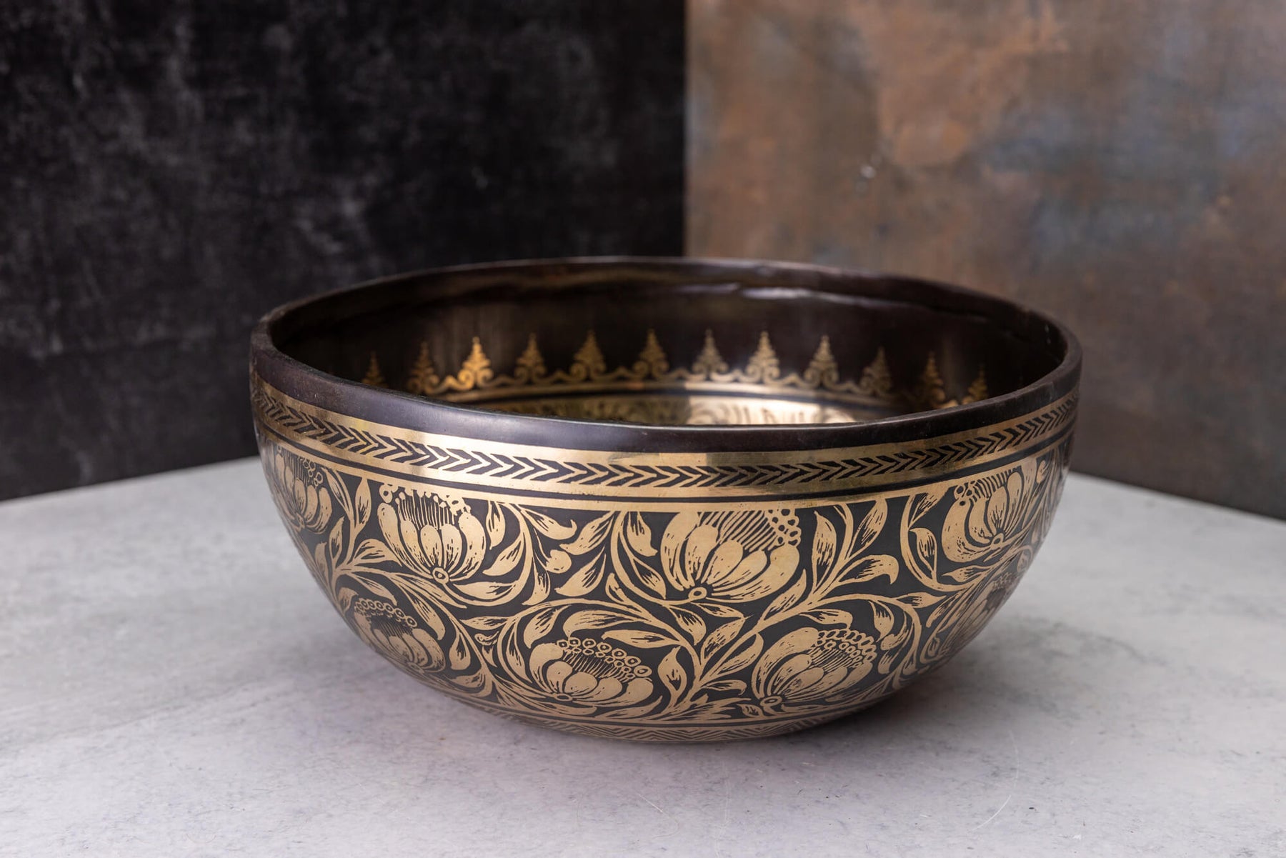 9' D Tone 3rd Octave Bronze 0806