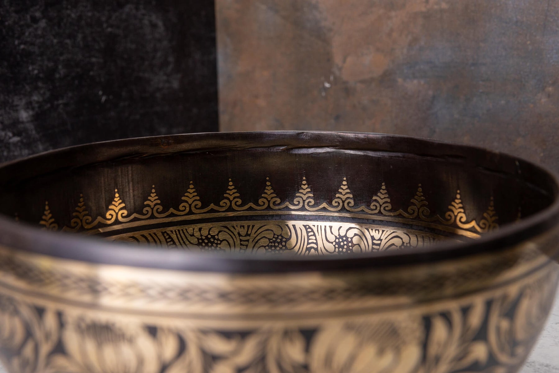 9' D Tone 3rd Octave Bronze 0806